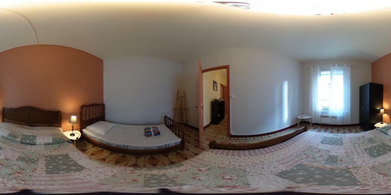 Holiday home Chez'artistes *